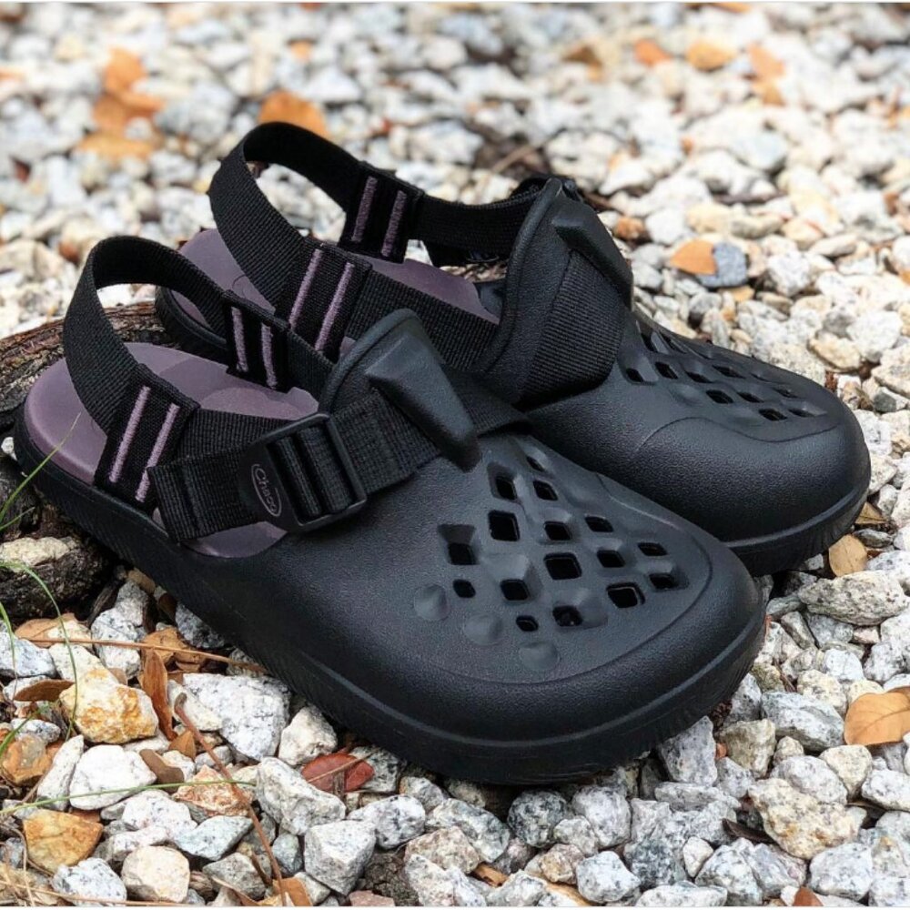 Chaco Chillos Clog in Black